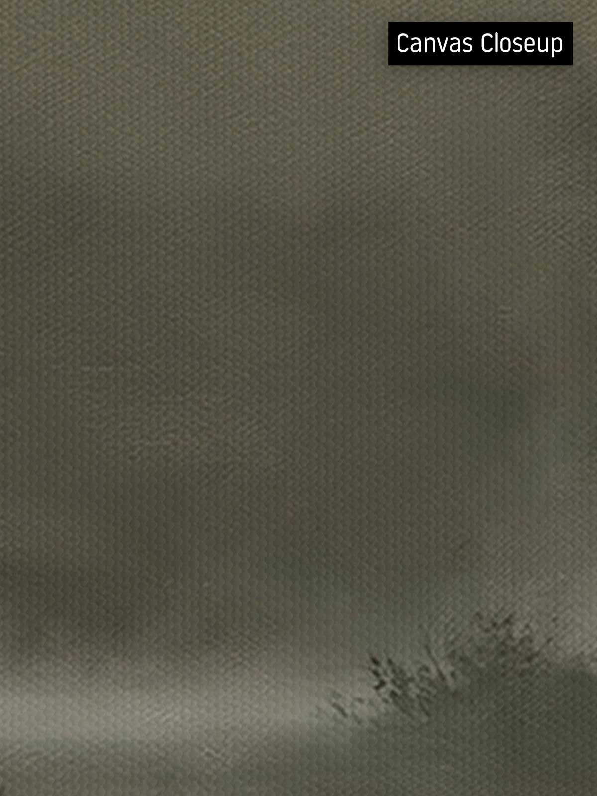 [18]-Closeup---Canvas-(Horizontal)