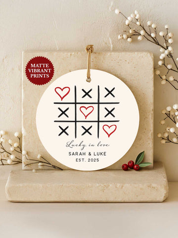 Couples Ornament – Lucky in Love Tic-Tac-Toe (Circle)